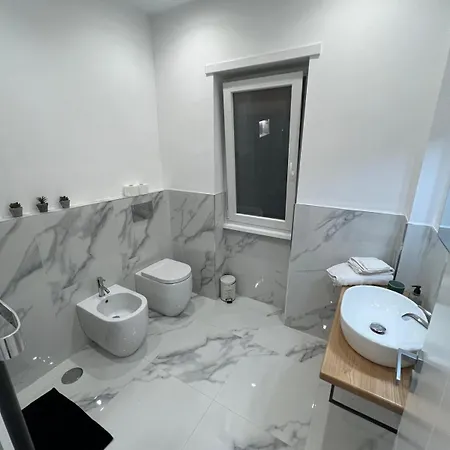 Alba White Guest house *