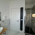 Alba White Guest house 4*